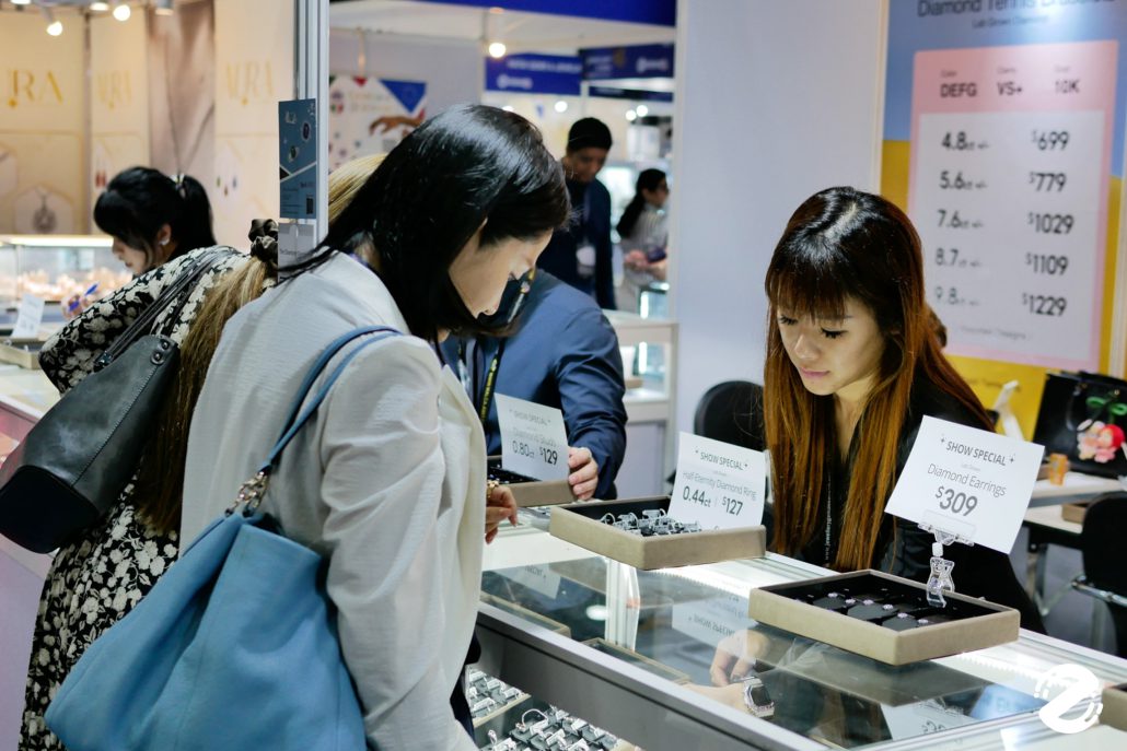 เริ่มแล้ว! Jewellery & Gem ASEAN Bangkok 2025 งานแสดงสินค้าเพื่อธุรกิจอัญมณีและเครื่องประดับระดับนานาชาติ ครบทุกด้านของธุรกิจอัญมณีและเครื่องประดับในที่เดียว Zipevent
