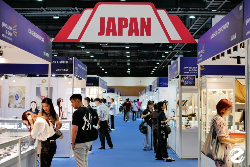 เริ่มแล้ว! Jewellery & Gem ASEAN Bangkok 2025 งานแสดงสินค้าเพื่อธุรกิจอัญมณีและเครื่องประดับระดับนานาชาติ ครบทุกด้านของธุรกิจอัญมณีและเครื่องประดับในที่เดียว Zipevent