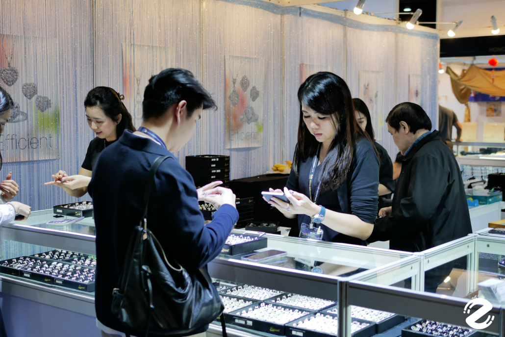 กลับมาอีกครั้ง! Jewellery & Gem ASEAN Bangkok 2026 งานแสดงสินค้าเพื่อธุรกิจอัญมณีและเครื่องประดับนานาชาติ ครบทุกด้านของธุรกิจอัญมณี จัดเต็มกิจกรรมสุด exclusive ตลอด 4 วัน! Zipevent