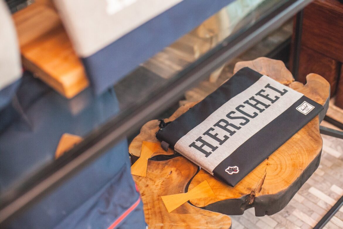 Herschel Supply เปิดตัว Fall 2015 Collection Herschel Supply เปิดตัว Fall 2015 Collection