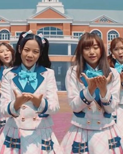BNK48 6th Single “Beginner” Handshake Zipevent