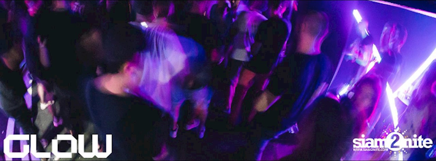 GLOW Sunday w/ Victoria & Zeek - Free Entry before midnight! Zipevent