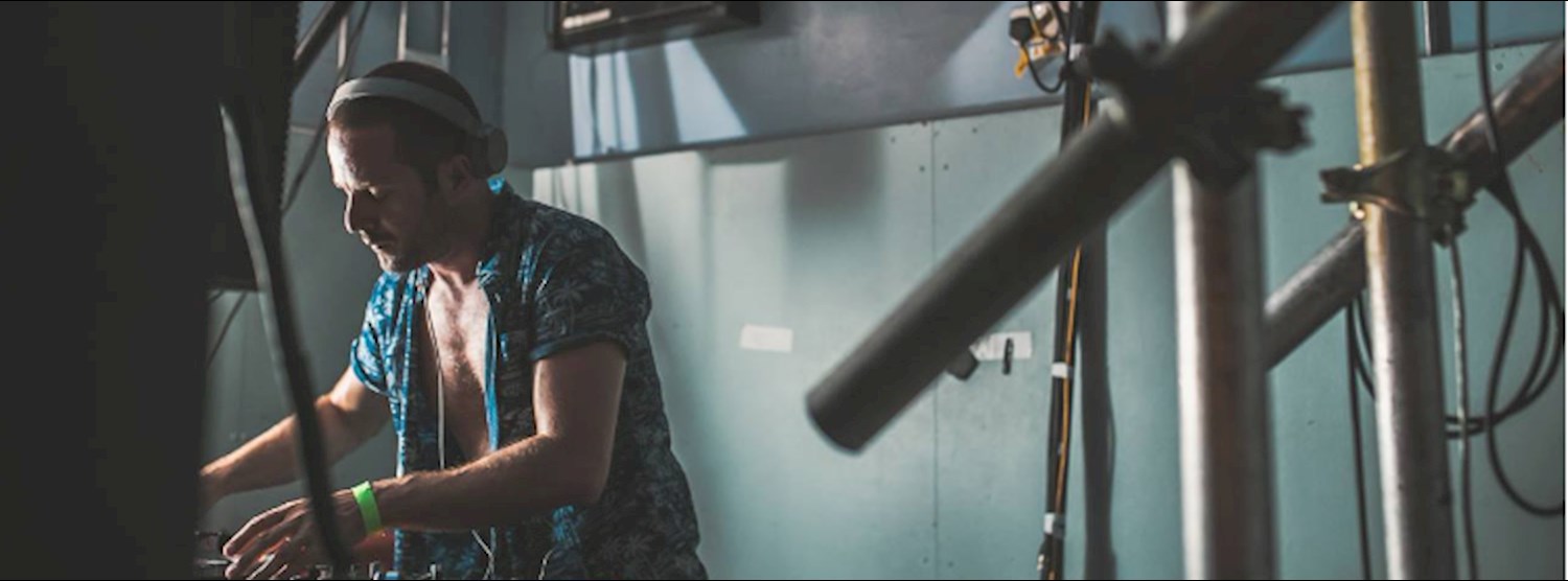 Free Entry : Rocco Universal Zipevent