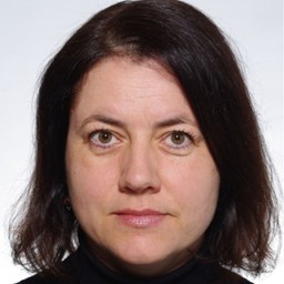 Mariann Lugus Zipevent