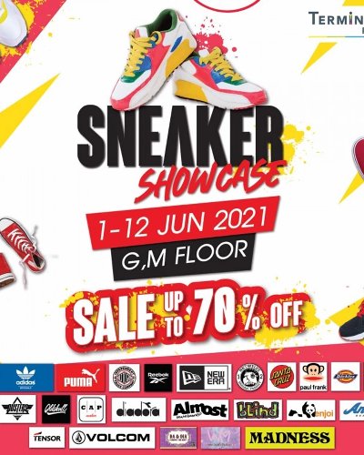 SNEAKER SHOWCAS Zipevent