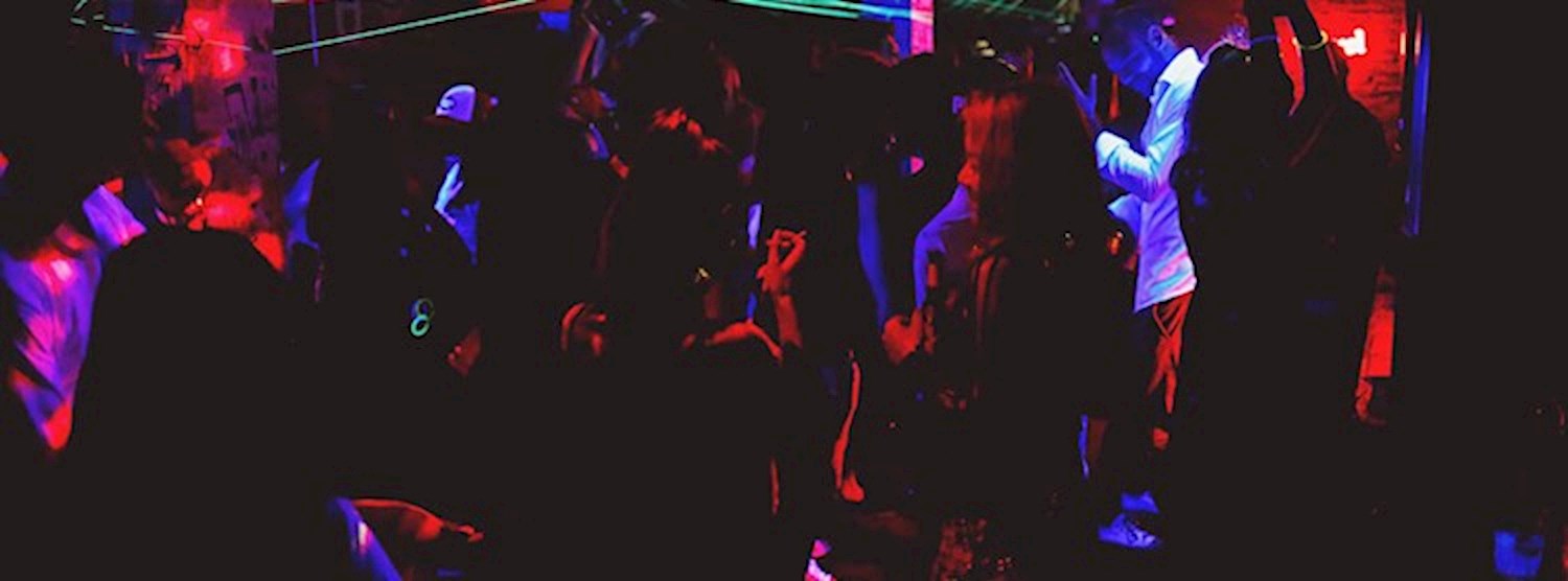 Mustache Black Light Room® W/ Rolls Noiz & Dee Iris Zipevent