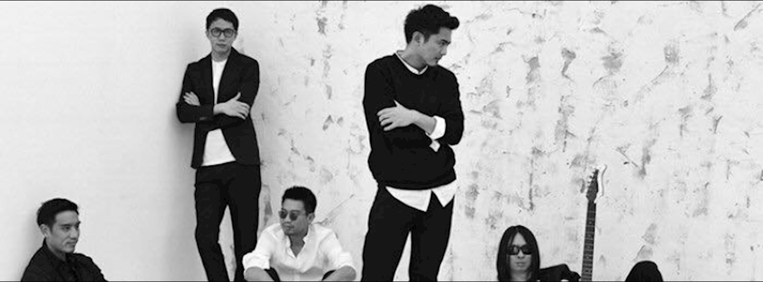 The Ghost cat live at Parking toys Zipevent