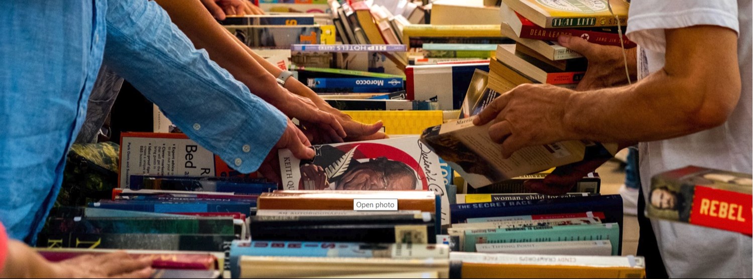 Book sale Zipevent